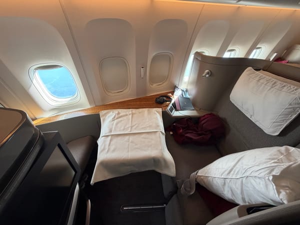 國泰航空頭等：波音777之旅